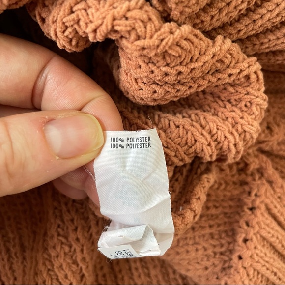 Aerie oversized knit sweater, size M - Picture 10 of 11